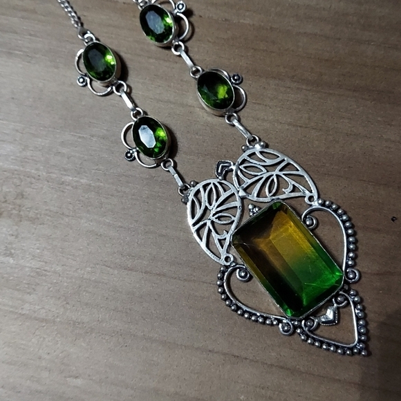 BICOLOR Tourmaline & Peridot Necklace - Picture 1 of 5